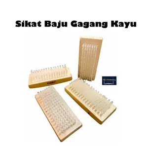 Sikat Baju/Lantai/Serbaguna Gagang Kayu (Pcs)