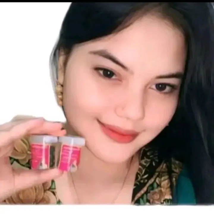 (Beli 3 Gratis 1) Pil pelakor hitam 20 butir manjakani ori kewanitaan