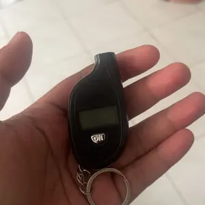 Alat ukur tekanan ban Pengukur Ban Mini Layar Lcd Digital Pengukur Tekanan Udara Ban Mobil Meteran Ban Mobil Motor Baru Car