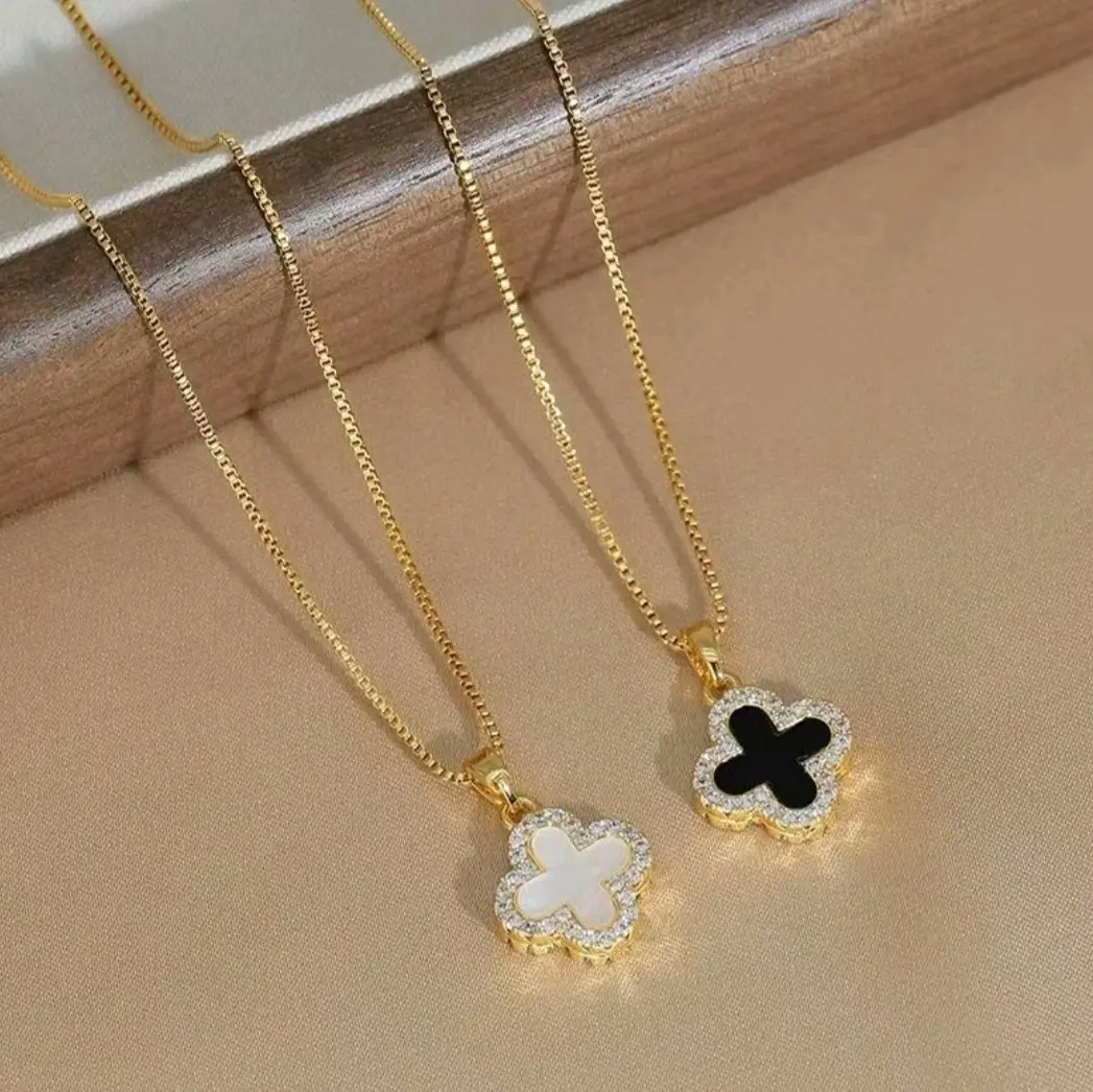 Kalung Titanium Wanita Terbaru Terlaris Kekinian Mewah Elegan Anti Karat Dan Tidak Mudah Luntur Bunga Hitam Putih Rantai Rose Silver