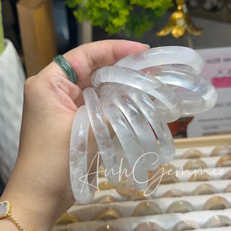Vòng tay bản hẹ thạch anh trắng (ni 51-57mm)-AnhGemmie