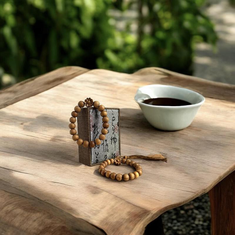  Vòng tay charm hoa sen gỗ 