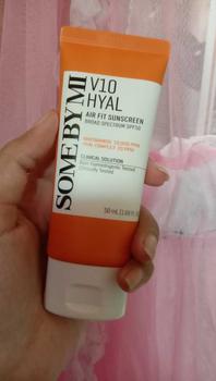Product Review of SOME BY MI V10 HYAL AIR FIT SUNSCREEN [50ml] from n**🦋 1