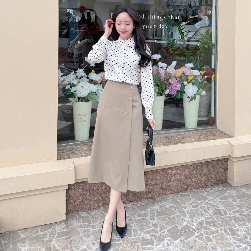 Áo Sơ Mi Lụa Chấm Bi Cổ Đức Tay Dài Lala Fashion Mã 4249H