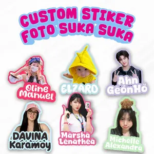 Stiker Custom Foto & Nama Waterproof – Anti Air untuk Motor, Helm & Laptop