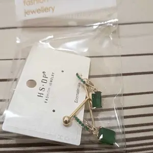 AT133 Beli 68K dapat gratis bonus (COD)anting blue sapphire Korea Modis - Batu Hijau & Emas untuk Gaya Jilbab Mewah