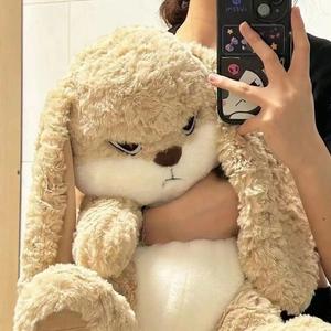 大判の怒ったウサギぬいぐるみ、可愛らしい動物ぬいぐるみ人形、ソフトなぬいぐるみモデル、部屋の装飾に最適、イースター・クリスマス・誕生日ギフト