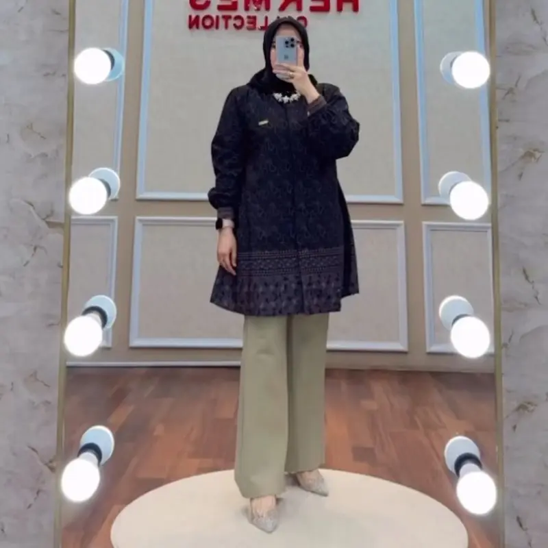 AREESHA TUNIC by INDIRA IND 3