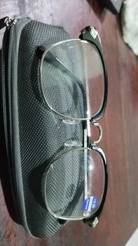 Product Review of （Bisa COD）Kacamata Baca Anti Radiasi Lensa Plus Lensa Baca dan Jalan Lensa Double lensa Bifocal Frame Modis Unisex Pria Wanita Cewek Cowok bifokal 605 from i**g 1