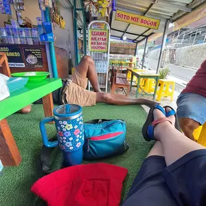 TORCH 3 Liter Tas Selempang Bahu Pria Wanita Unisex Ringan Tahan Air - Sling Bag Travel Pouch Waterproof Kashiba