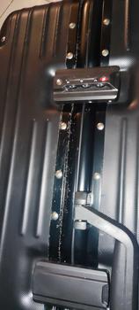 Product Review of (6006) Koper Sultan Hitam 20, 24, 28 Inch Anti Bump Metal 4 Roda Ganda Putar 360° Smart Lock from c**i 0