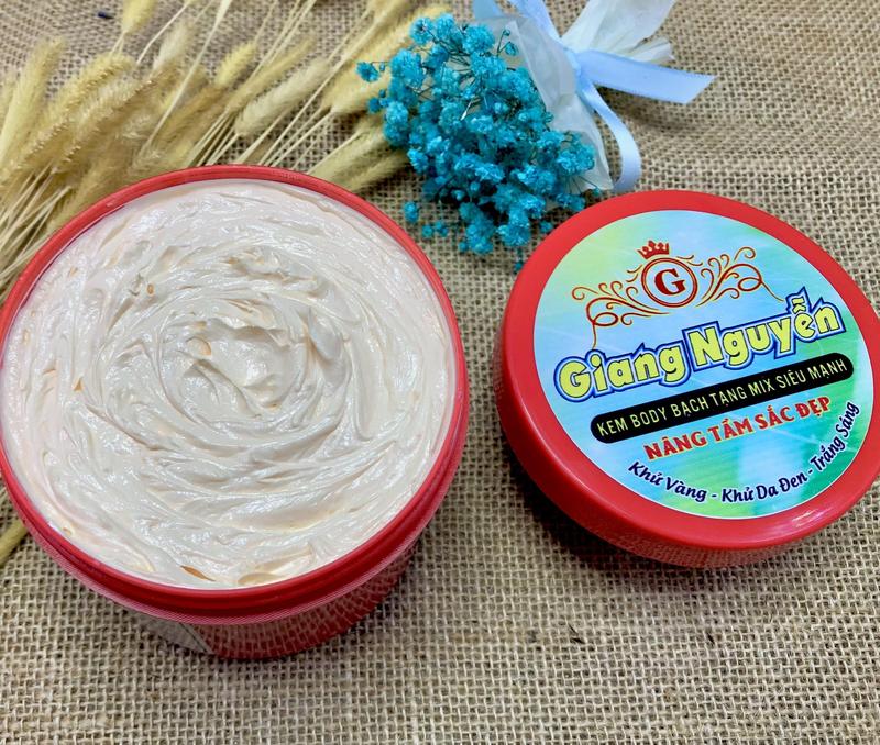 Kem Body Bạch Tạng Giang Nguyễn - Hộp 500g