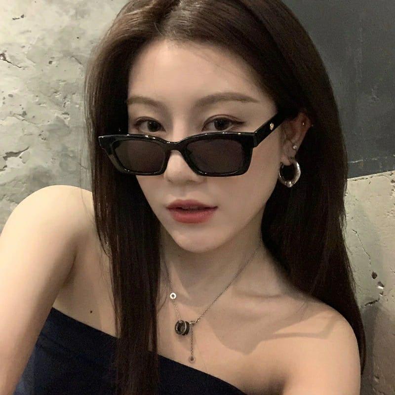 Product Introduction of New 2021 Kacamata Korea Terbaru Terlaris Hitam Eyewear 0