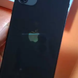 [Bekas] [Resmi Diotorisasi oleh Apple] IPHONE 11 /64G  WiFi Only   Garansi 1 bulan