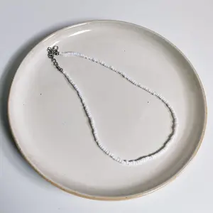 Choker Kalung Putih Polos Wanita