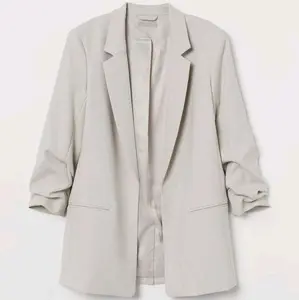 Blazer Elegan dan Nyaman untuk Penggunaan Sehari-hari dengan Desain Modern dan Kualitas Terbaik