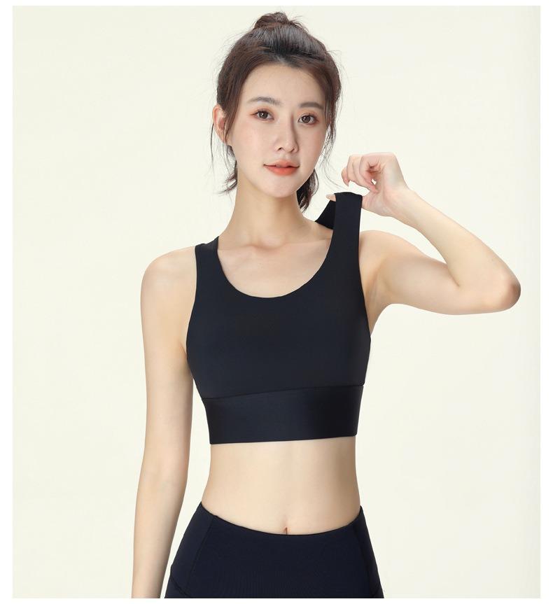 Product Introduction of High-Intensity Sports Bra for Women - Anti-Shock, Moisture-Wicking, Fixed Cups,Stylish Back Design Women's Sports Tank Top 28