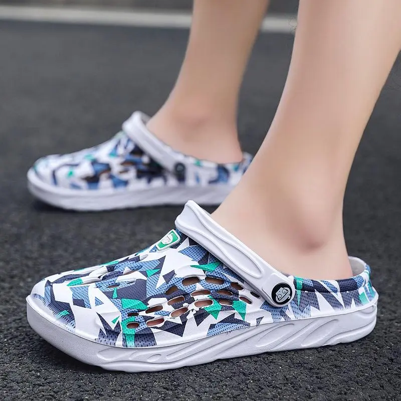 WEQR Ready Stock Men's Summer Hole Shoes Beach Sandals Slippers Trendy Anti-Slip Large Size 38-49
