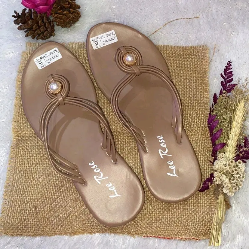 Sandal jepit wanita terbaru