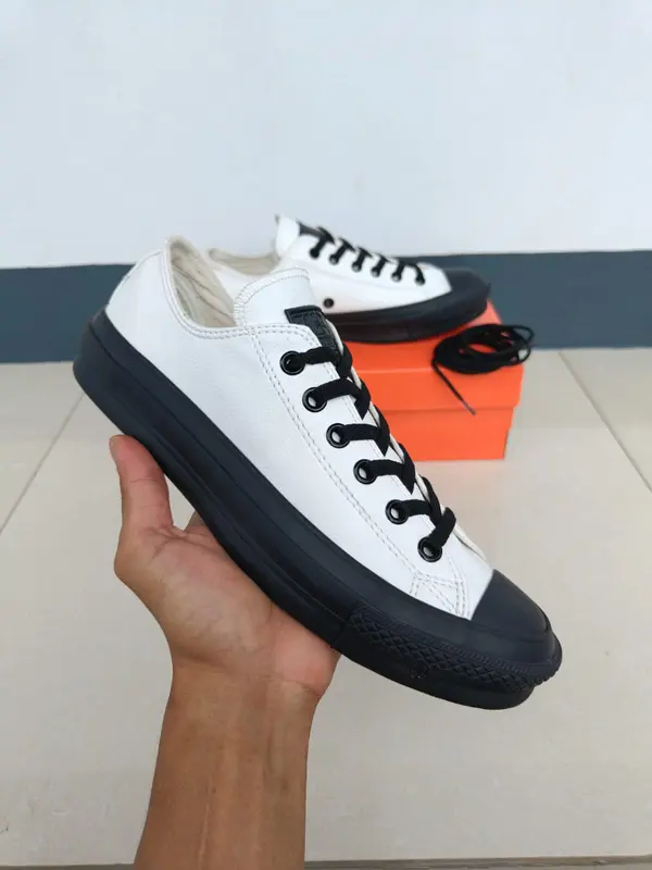 Sepatu sneakers kulit underground ox bisa dipakai pria dan wanita 0