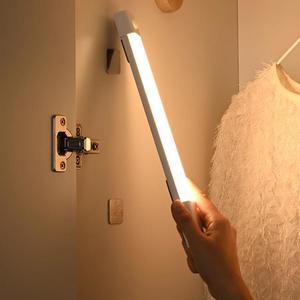 センサーライト 人感センサーライト 室内 充電式 マグネット式 調光調色 ledライト 30cm 20cm 自動点灯 足元ライト 足元灯 常夜灯 屋内 防災 省エネ
