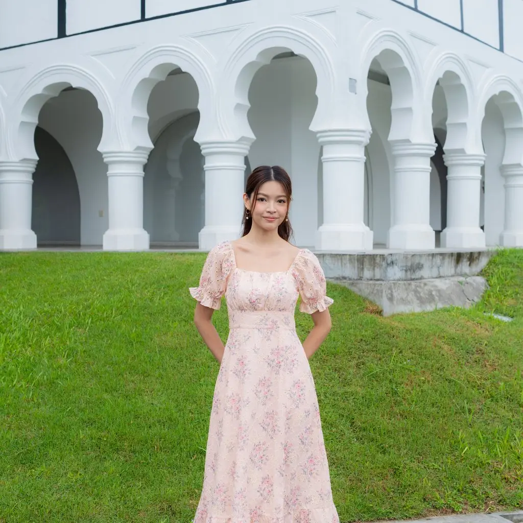 Viviene Floral Ruched Slit Dress In Pink