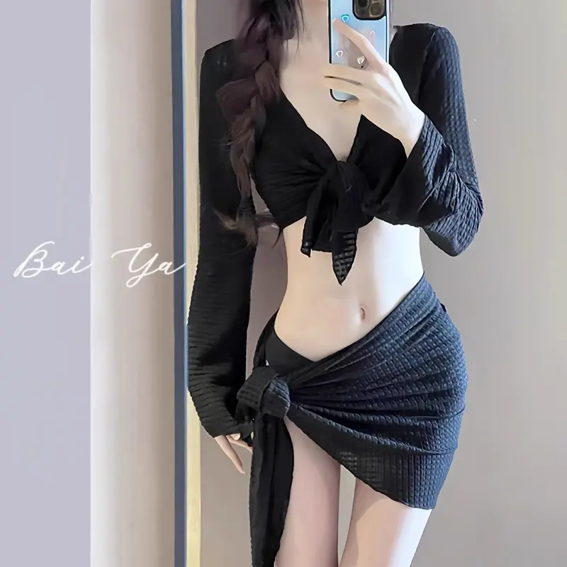 Bộ đồ đi biển nữ Bikini kèm áo choàng siêu xinh