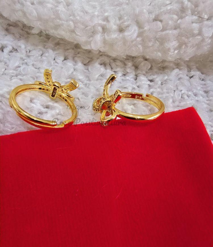 Product Introduction of Ribbon ring bangkok gold adjustable. come with engraved / chop inside. *remark the size and we will adjust the ring accordingly* 6