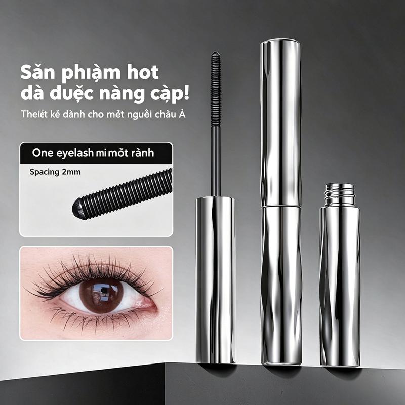 Chuốt mi định hình giúp giữ nếp cong lông mi suốt ngày, công thức chống nước chống lem, không bị trôi trang trong suốt quá trình sử dụng.