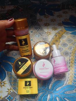 Product Review of JASKIN SERUM BRIGHTENING Asam Hialuronat from B**k R**h B**k R**h 0
