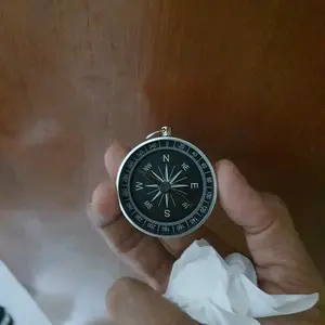 Gantungan Kunci Kompas SP / Bahan Aluminium Liontin