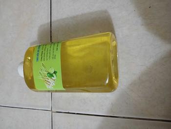Product Review of Tinh dầu LÁ SẢ hương Sả Chanh THƠM NHẸ NHÀNG 500 ML KHỬ MÙI, Kháng Khuẩn, Xịt ĐUỔI MUỖI from h**n 0
