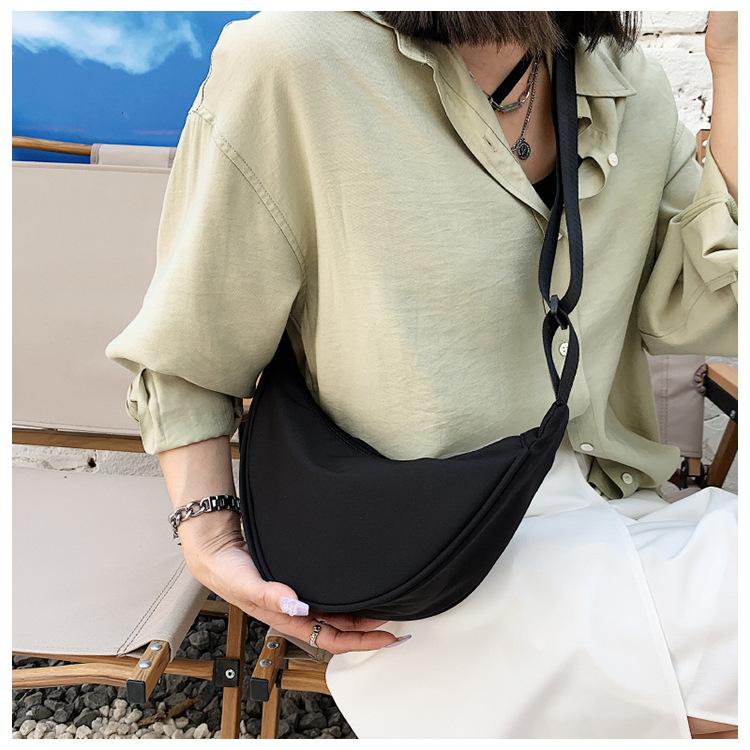 Product Introduction of Nylon material crossbody bag, women's new style dumpling bag, lightweight small shoulder bag, armpit bag, single shoulder bag, women's single shoulder crossbody bag 13