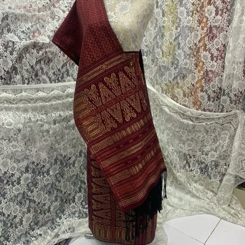 Set Songket + Selendang Tumtuman Tanpa Sambung Warna Bata Tumpal Gold, Cocok Untuk Dipakai Penganten