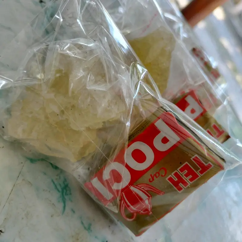 Paket Teh cap Poci dan Gula Batu sekali seduh (isi 10) 2