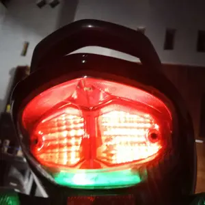 PROMO 1 PCS LAMPU STOP PYRAMID LAMPU STOP BOLVAN RUNNING DAN FLASH DC 12V UNIVERSAL KAKI DUA Car