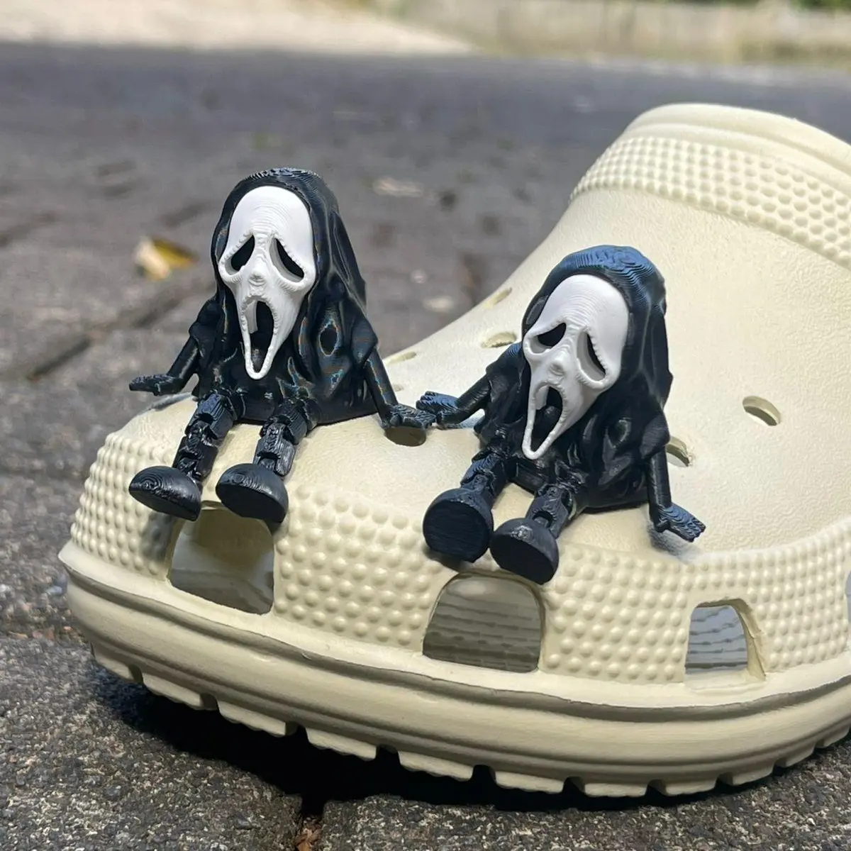 JibbitzKalcer - Pin Sandal Duduk Lucu | Jibbitz Aksesoris Sandal Bapau Baim Crocs Unisex Pria Wanita