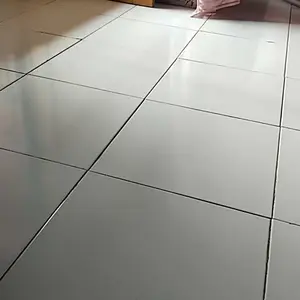 YESALL Cetakan Es Batu 22 Kotak dengan Tutup, Es Batu Besar & Kecil, Food Grade, Bisa Ditumpuk