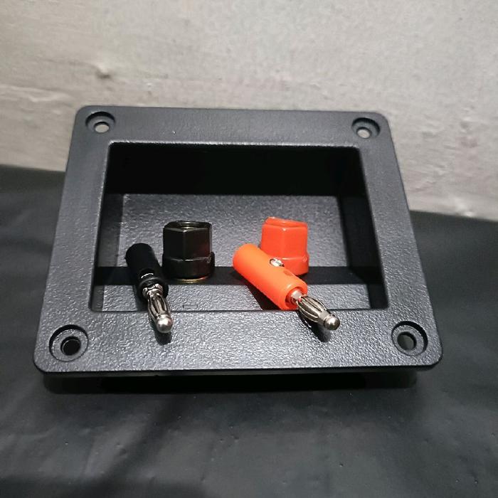 Jual TERMINAL BOX SPEAKER KOTAK 9X8CM PLUS JACK BANANA MERAH HITAM ...