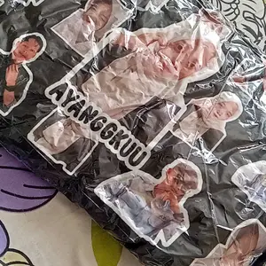 Bantal Foto Custom Wajah - Kain Bulu Halus Yelvo atau Kain Katun Polimicro - Souvenir Hadiah Custom