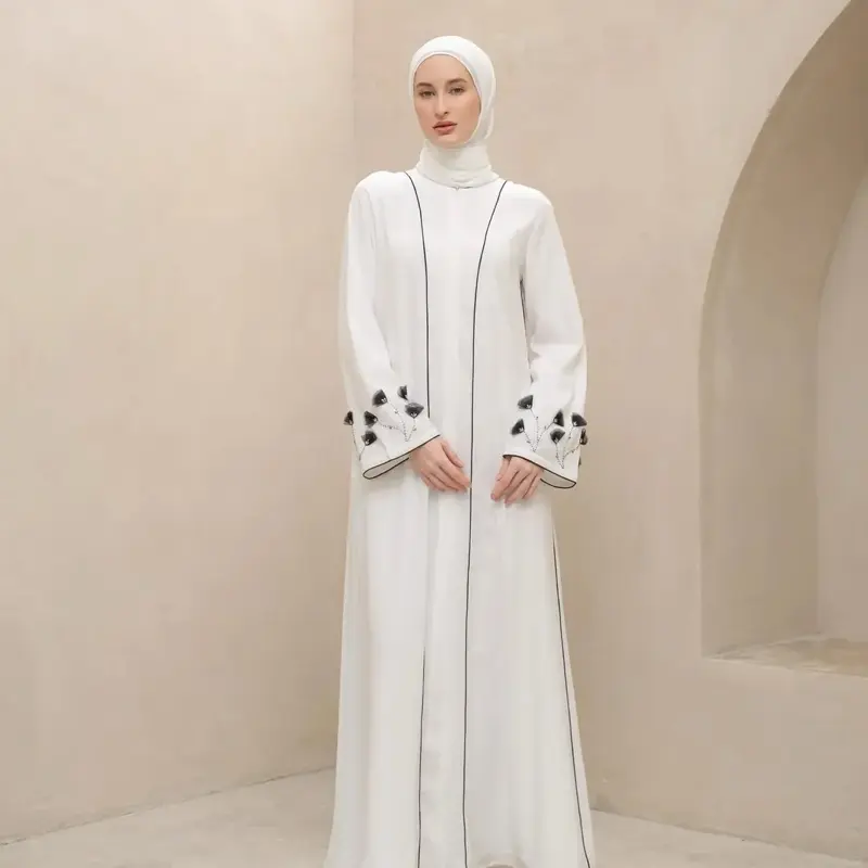 Helwa abaya handmate tile