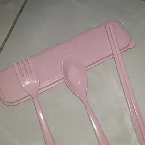 WARNA RANDOM JERAMI GANDUM SENDOK GARPU SUMPIT PORTABLE SET / ALAT MAKAN BAHAN ALAMI JERAMI GANDUM