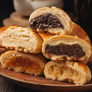 Pia Fuji Basah Kacang Keju Camilan Keluarga Snack Food Palembang