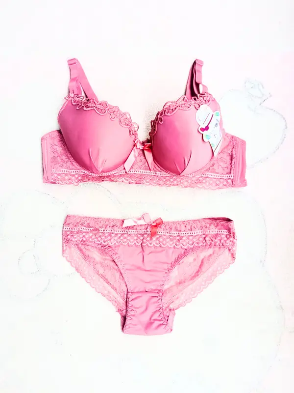 bh bra set wanita (free gantungan) busa tipis berkawat pengait3 tali bisa lepas pasang uk:38-44 Motif Setelan Motif 4