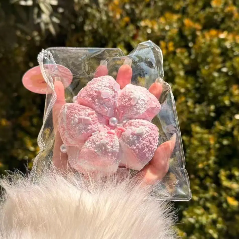 レア オールドブルーム スクイーズ でるぞ 餃子 (水餃子 ・ 子ブタ) 水感】【スクイーズ】ぷるん水っぽい 桜スクイーズ | 触れると春の香り