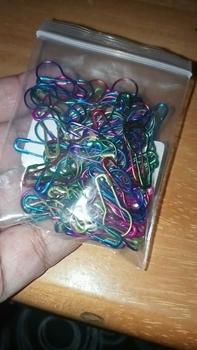 Product Review of Pin Keselamatan Warna, St. Kunkka, 50-100Pcs / pek, Bahan Keluli Tahan Karat, Sesuai untuk DIY Kerongsang dan Barang Kemas, Cat Gula-gula Besi Clips from s**🍉 0