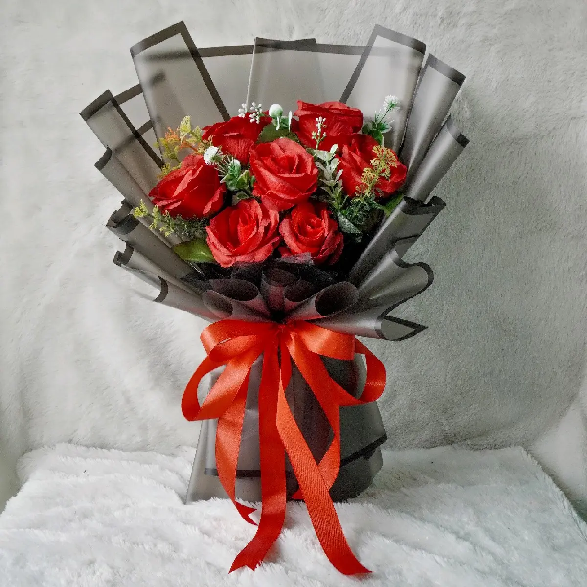 bucket bunga artificial/ palsu hadiah ulang tahun wisuda Aniversery