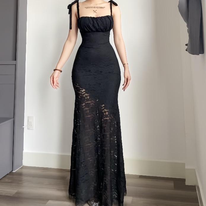 Đầm body nữ ren hoa áo cup dây nơ hở lưng đan dây sang chảnh Lolystore dress women HL77