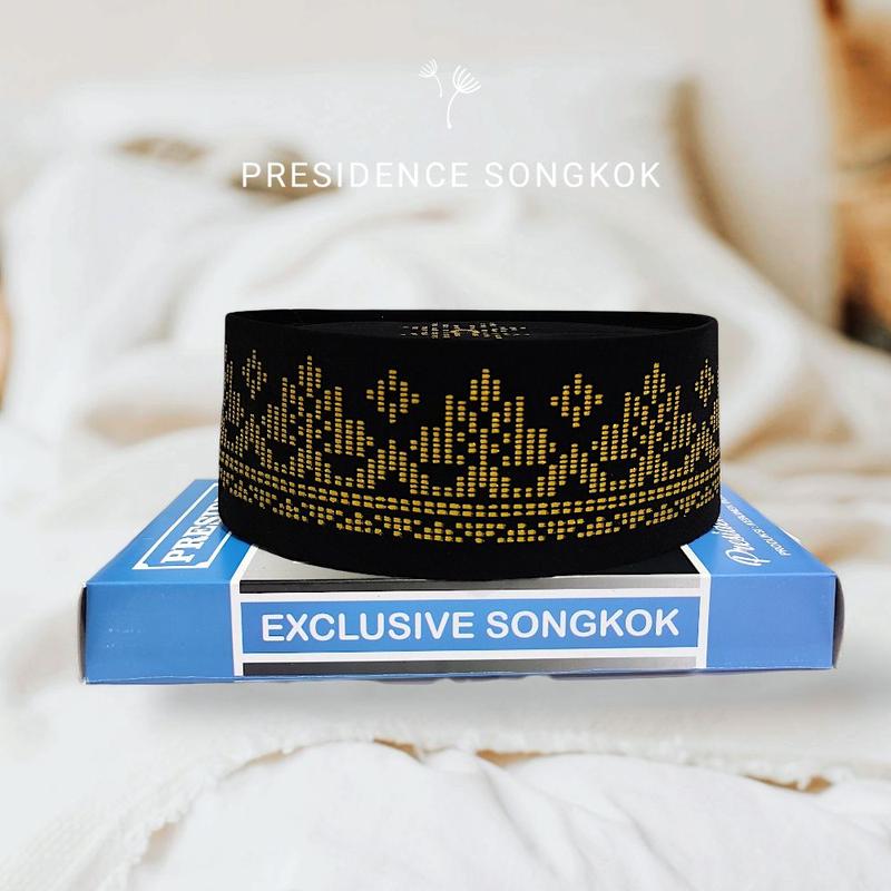 Product Introduction of Peci Songkok Kopiah Hitam Motif Songket Batik Warna Gold tinggi 9cm Murah Berkualitas -Peci pria model terbaru Anak dan Dewasa Laki-laki Sholat Bisa Bayar di Tempat COD Muslim Gold Nyaman 7