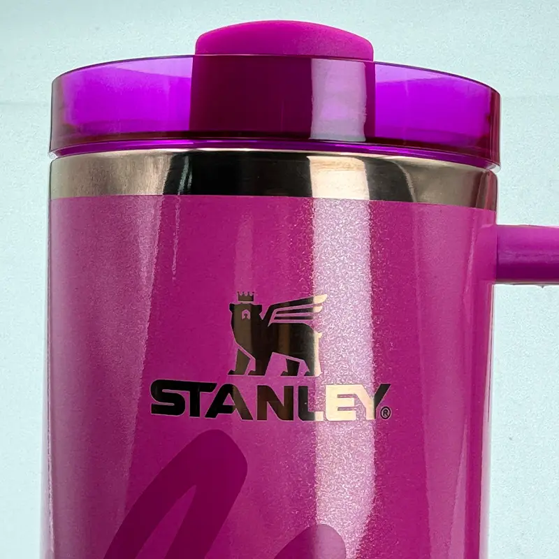 STANLEY cup x Barbie Icon 1 Tumbler THE QUENCHER H2.0 40oz 1200ml bình giữ nhiệt bình nước giữ nhiệt ly giữ nhiệt nước giữ nhiệt binh nuoc giữ nhiệt coffee cup inox cốc nhiệt có ống hút mang đi học cute ca nhiệt cao cấp tốt chính hãng bình thermos cafe 5